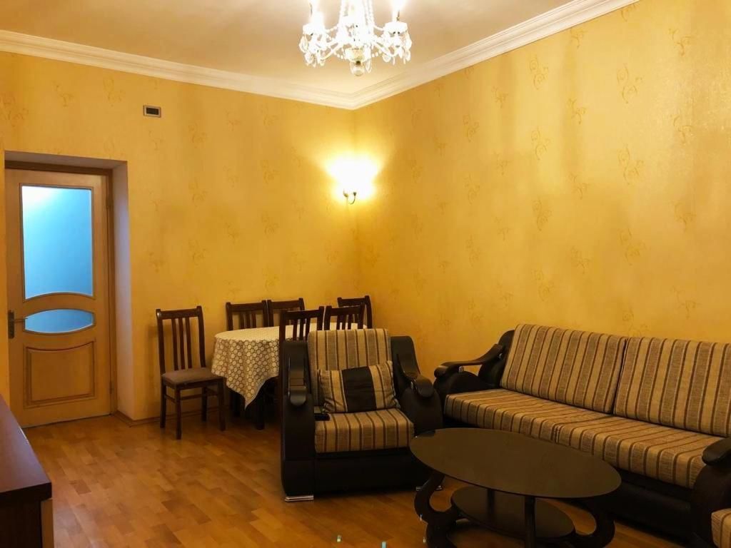 Апартаменты Apartament two room in Torqovy Баку-24